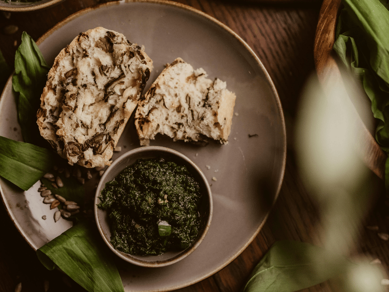 Ways to Enjoy Crema Di Aglio Orsino
